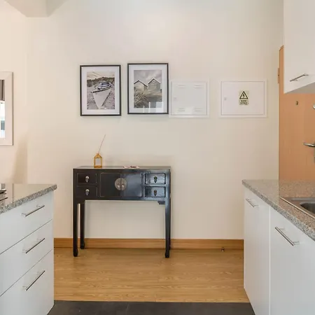 Se Catedral Onebedroom With Balcony Apartment