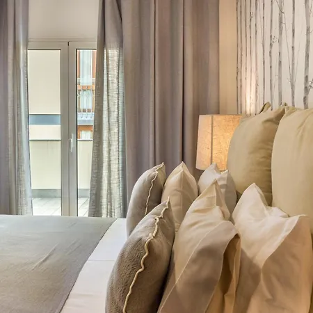 Apartment Se Catedral Onebedroom With Balcony